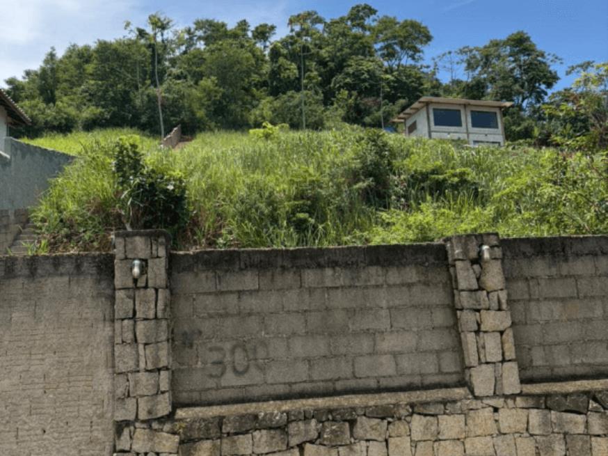 Foto ilustrativa 20 - 1 Terreno | Área de 1.071,29m² | Contando Com Uma Pequena Construção de 23m² | Rua João de Oliveira Pereira, S/Nº | Bairro Ribeirão | Ilha Bela/SP