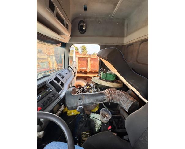 Foto de 1 Caminhão | Volkswagen 23.220 Caçamba | Diesel | Cor Branca | Ano/Modelo 2004/2005 | Placa BXG2840 | RENAVAM 00846095963 | Chassi 9BW2M82T15R508862