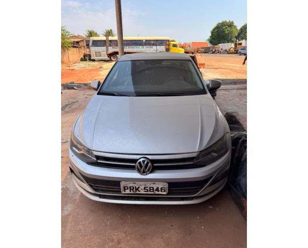 Foto de 1 Veículo | Volkswagen Virtus HL AD | Álcool/Gasolina | Cor Prata | Ano/Modelo 2018/2018 | Placa PRK5846 | RENAVAM 01164090167 | Chassi 9BWDH5BZ4JP068920.