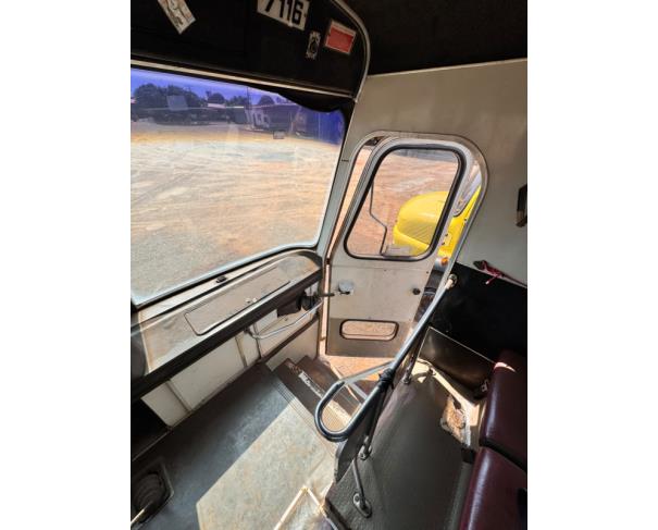Foto de 1 Ônibus | Scania K113 CL 4X2 360 | Diesel | Cor Prata | Ano/Modelo 1996/1996 | Placa EVC7116 | RENAVAM 00658223984 | Chassi 9BSKC4X2BR3465685