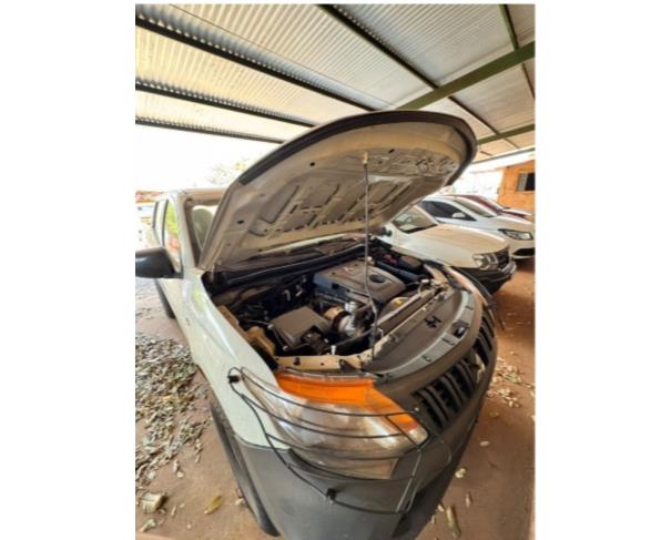 Foto de 1 Veículo | MMC/L200 TRITON SPT GL | Diesel | Cor Branca | Ano/Modelo 2018/2019 | Placa PQZ7F99 | RENAVAM 01188785998 | Chassi 93XLJKL1TKCJ17780