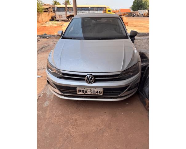 Foto de 1 Veículo | Volkswagen Virtus HL AD | Álcool/Gasolina | Cor Prata | Ano/Modelo 2018/2018 | Placa PRK5846 | RENAVAM 01164090167 | Chassi 9BWDH5BZ4JP068920.