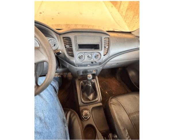 Foto de 1 Veículo | MMC/L200 TRITON SPT GL | Diesel | Cor Branca | Ano/Modelo 2018/2019 | Placa PQZ7F99 | RENAVAM 01188785998 | Chassi 93XLJKL1TKCJ17780