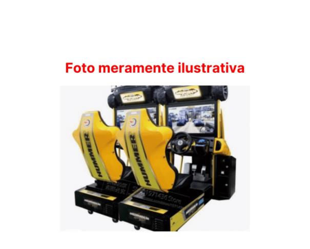 Foto de (1) Um Simulador de Corrida Para Dois Jogadores | Brinquedo no Formato de Carro |  Dois Assentos nas cores azul, branca e vermelha |  Dois Volantes Pequenos |  Duas Telas de TV da Marca LG na Parte da Frente 