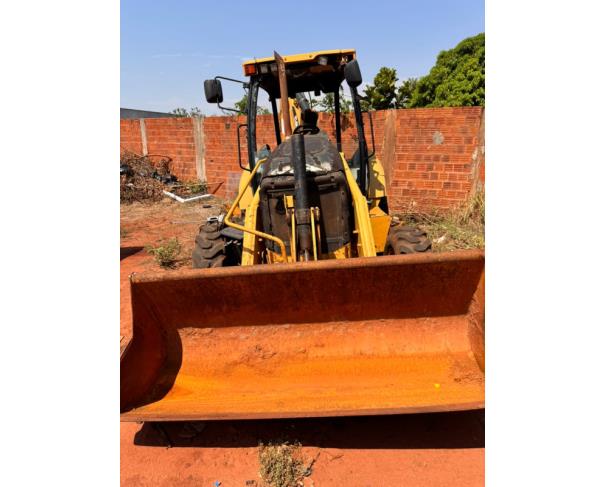Foto de 1 Retroescavadeira Caterpillar | CAT 416E | Ano 2013