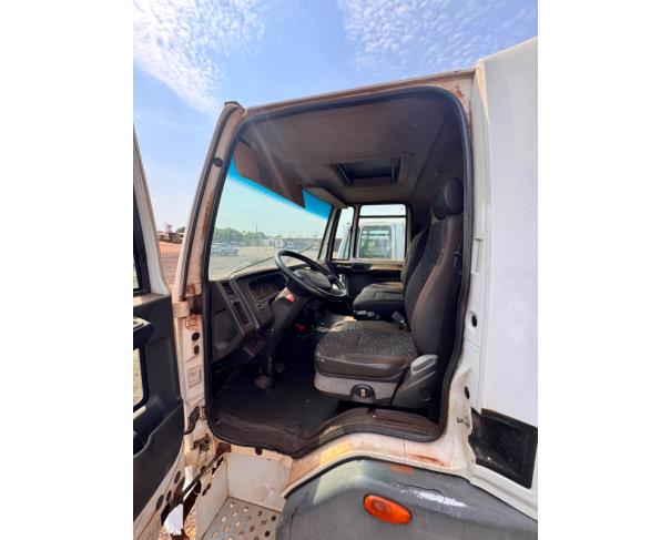 Foto de 1 Caminhão | FORD/CARGO 1119 E Turbo | Diesel | Cor Branca | Ano/Modelo 2017/2018 | Placa PRI3275 | RENAVAM 01137116630 | Chassi 9BFWEA7B8JBS42975
