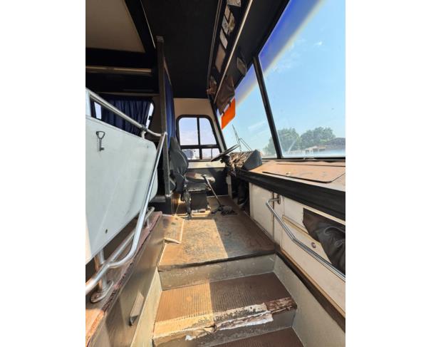 Foto de 1 Ônibus | Scania K113 CL 4X2 360 | Diesel | Cor Prata | Ano/Modelo 1996/1996 | Placa EVC7116 | RENAVAM 00658223984 | Chassi 9BSKC4X2BR3465685