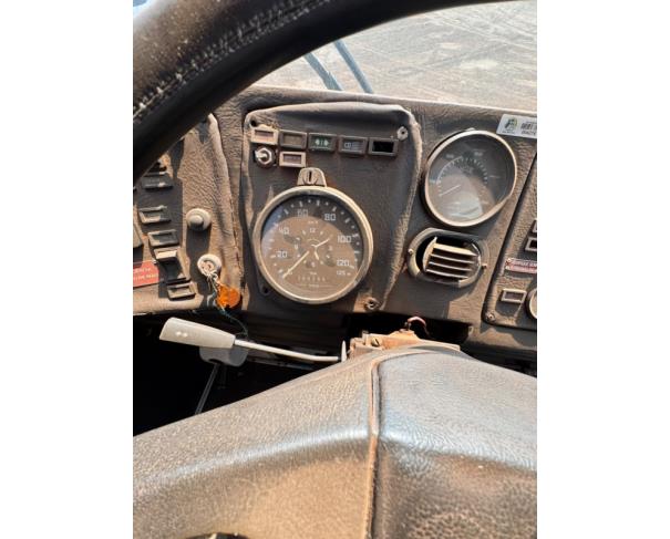 Foto de 1 Ônibus | Scania K113 CL 4X2 360 | Diesel | Cor Prata | Ano/Modelo 1996/1996 | Placa EVC7116 | RENAVAM 00658223984 | Chassi 9BSKC4X2BR3465685