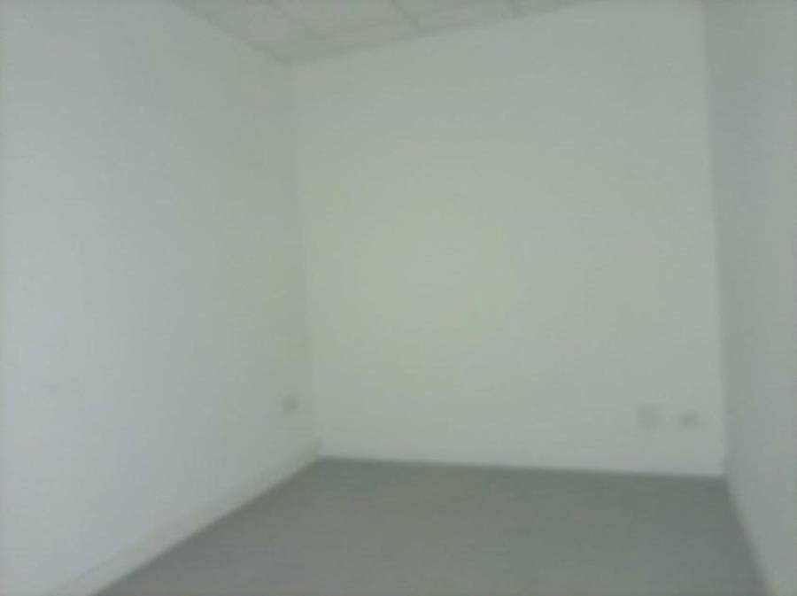 Prédio | Área de 242m² | Área Construída 461,65² | Comercial | 03 Pavimentos | 02 Vagas de Garagem | Salão com Portas Blindex | Depósito | Oficina | Segundo Pavimento | Salas Separadas | Solário Imóvel | Área de 242m² | Área Construída 46, localizado em Santos - SP