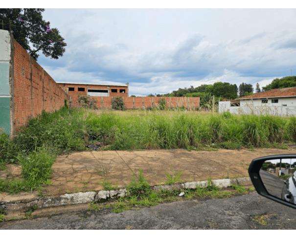 1 Imóvel | Área de 300,00m² | Rua Eduardo Rosa, S/N | Chácara Santo Antonio | Tambaú/SP